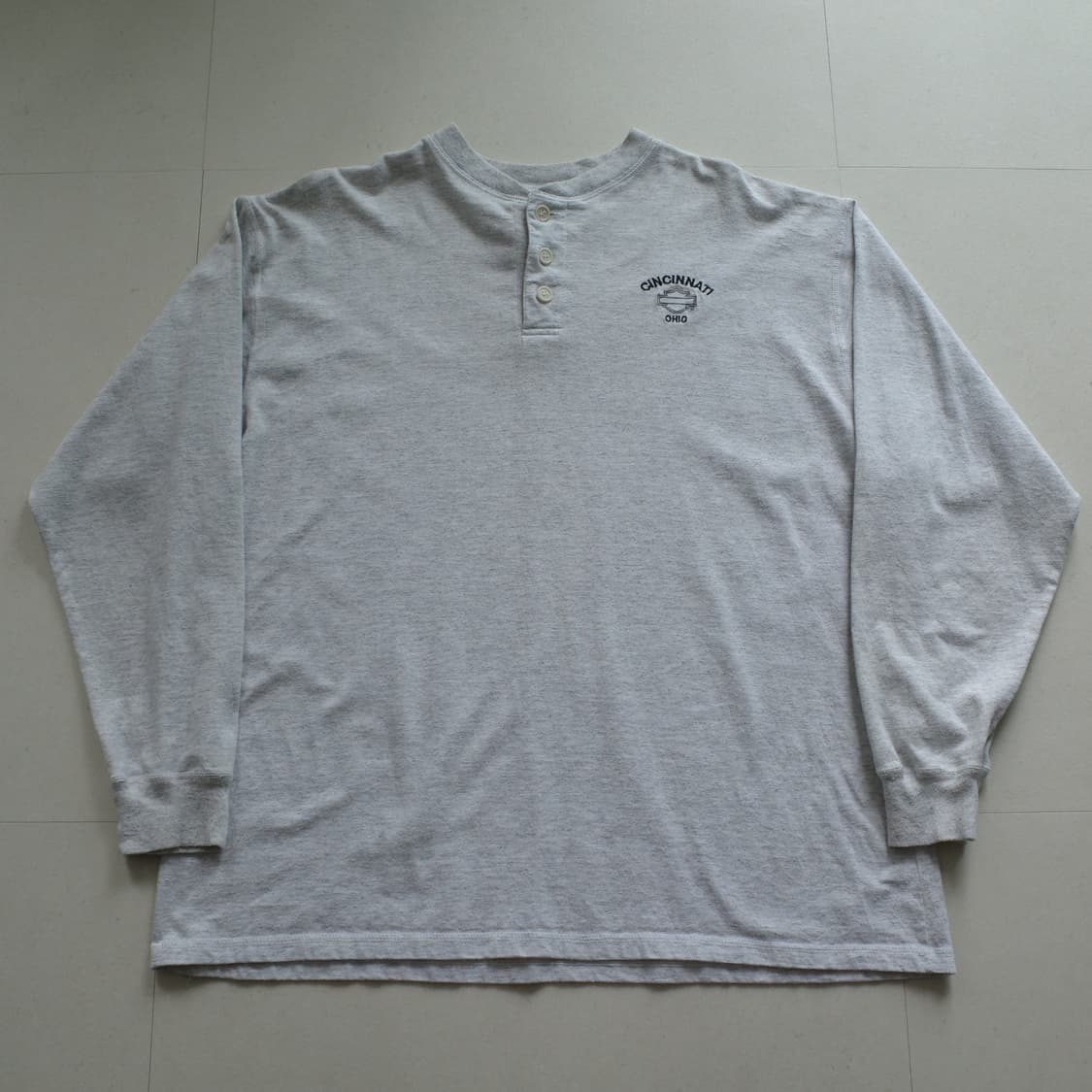 90s USA 할리데이비슨 자수 헨리넥 긴팔티 (2XL)  상품이미지1