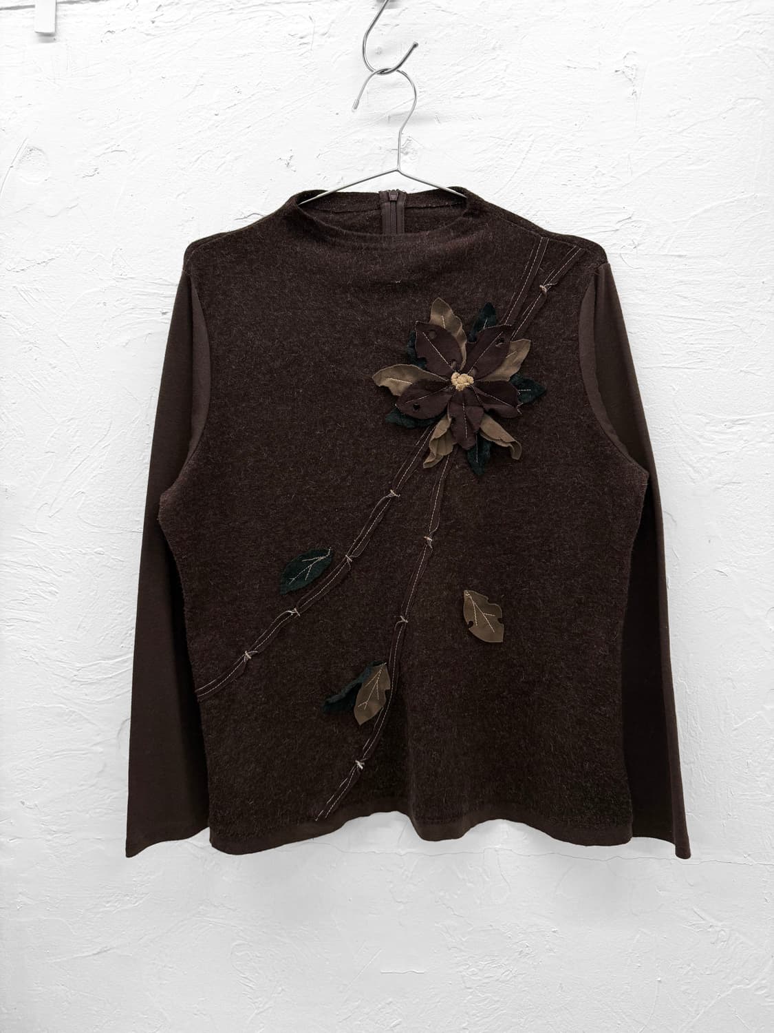 JPN 아플리케 니트 상품이미지1