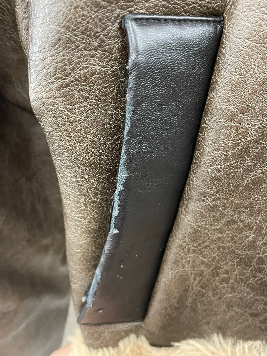 보헤미안서울 하이 넥 숏 무스탕 브라운  상품이미지7