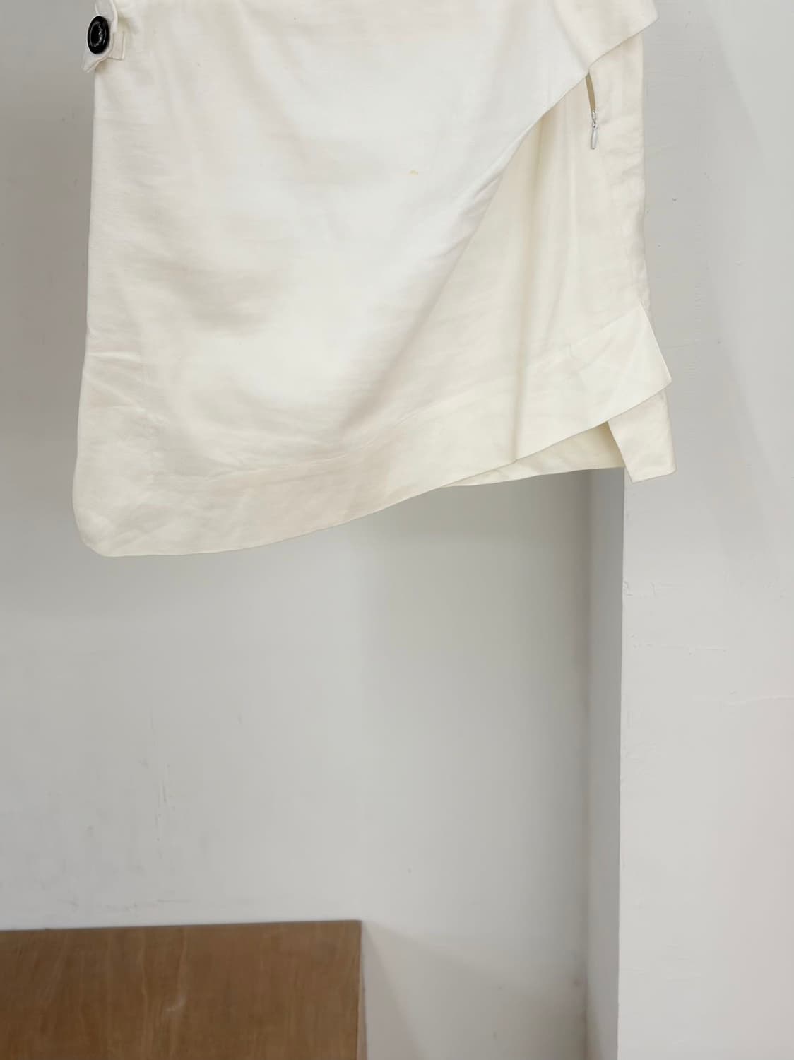 비비안 웨스트우드 앵글로매니아 화이트 미니 랩 스커트  상품이미지5