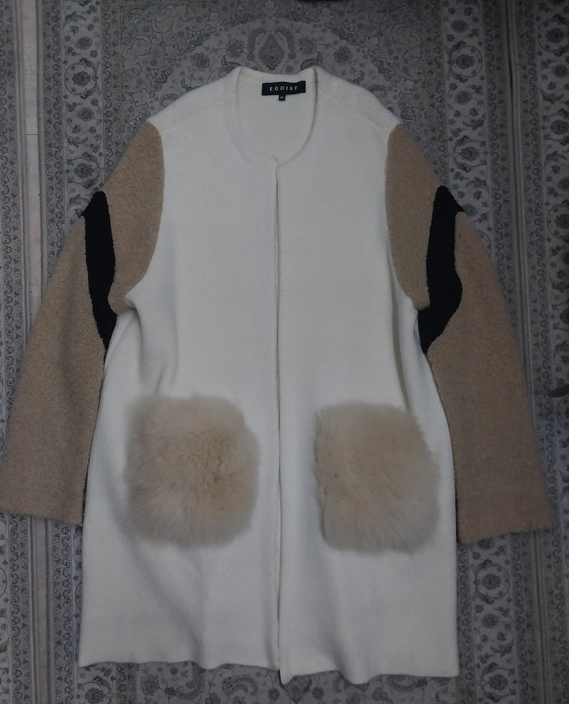 에고이스트 배색 퍼 포켓 니트 가디건 55  (77까지) 상품이미지1