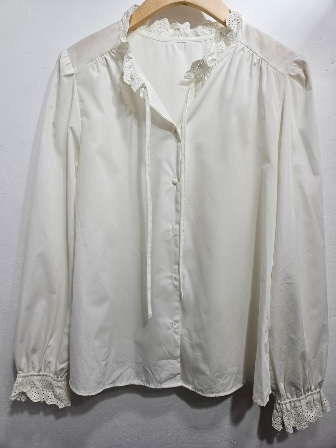 GU 면자수 프릴 디테일 블라우스 상품이미지5