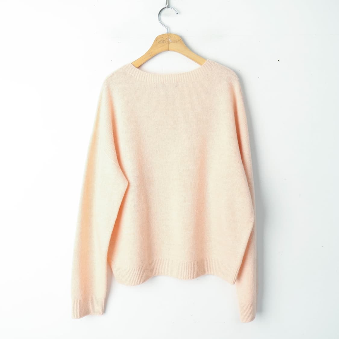 66/더엣지 울 캐시미어 플라워 포인트 니트 상품이미지2