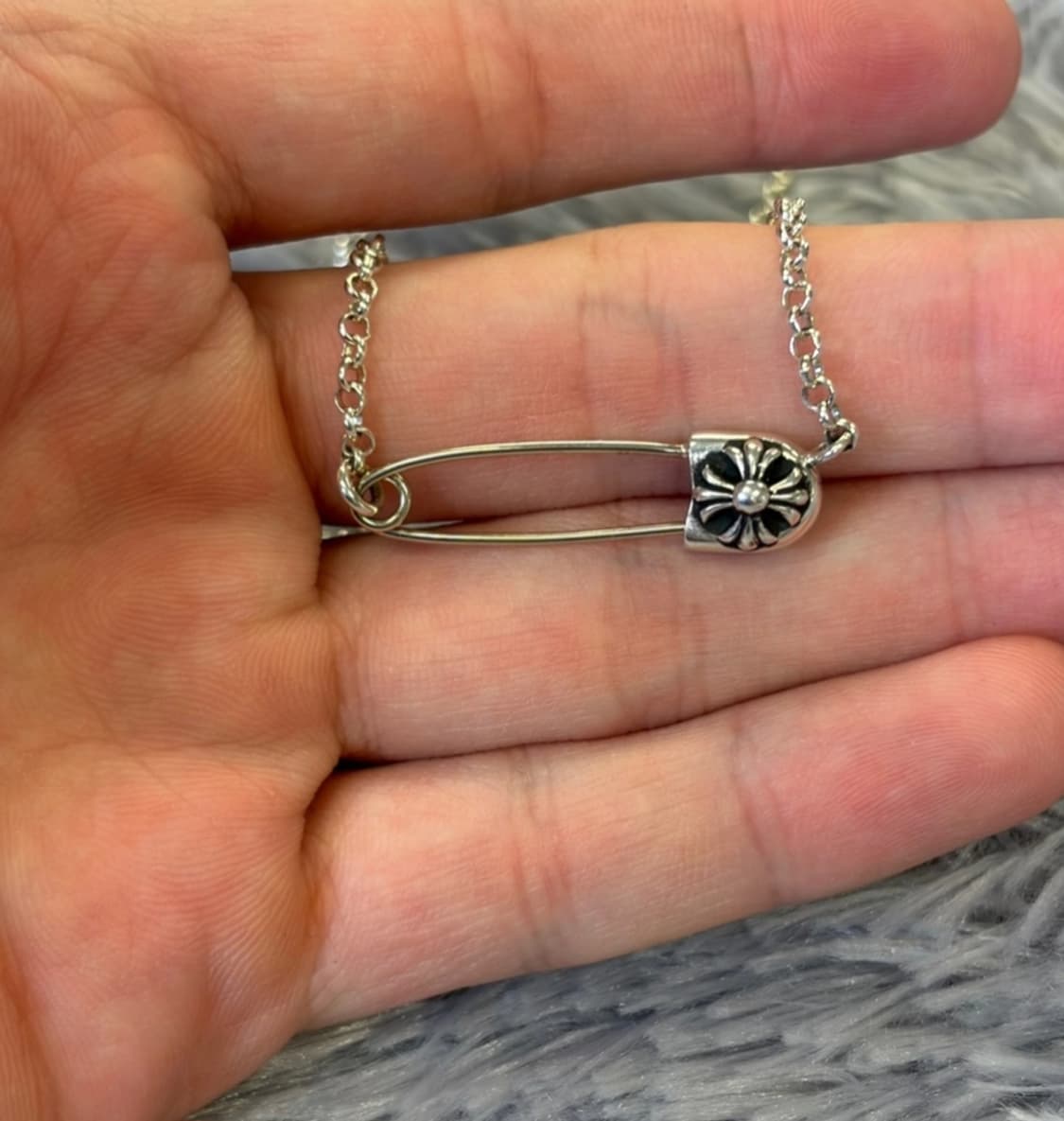 크롬하츠 세이프티 핀 목걸이 상품이미지2