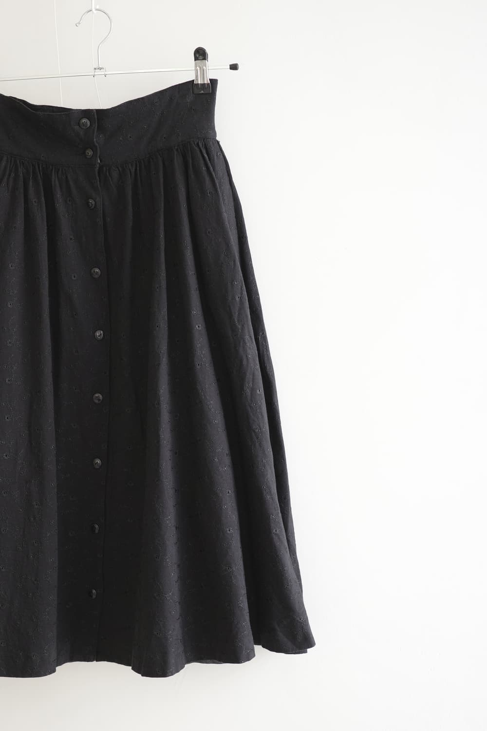 Peyton place 블랙 펀칭 레이스 롱 스커트 상품이미지2