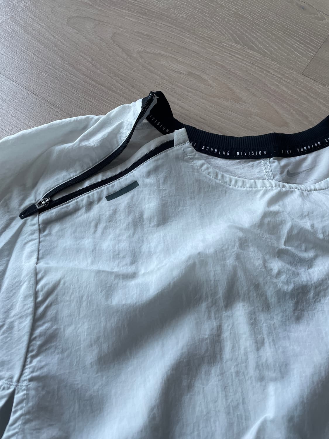 나이키 바람막이 화이트 M * 상품이미지9