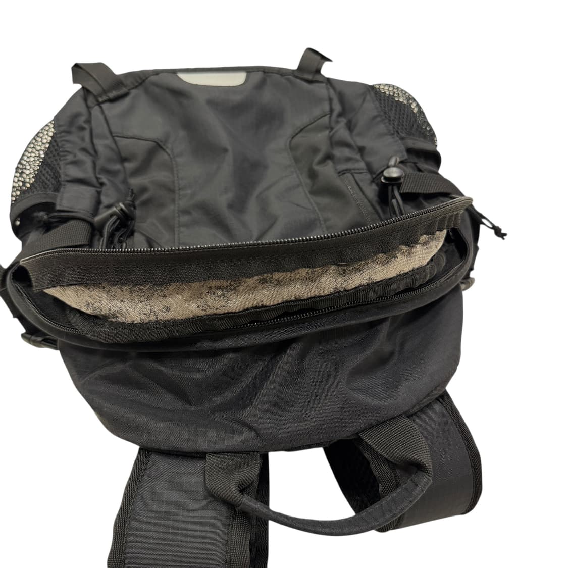 컬럼비아 빈티지 나일론 15L 미니백팩 가방 블랙 상품이미지8