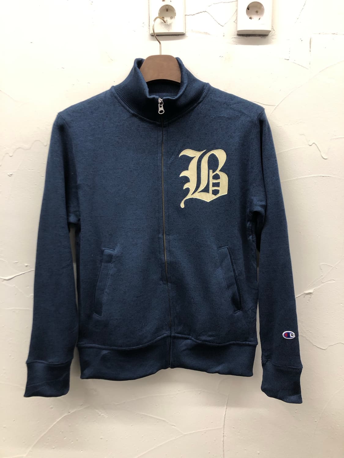 챔피언 집업 네이비 상품이미지1