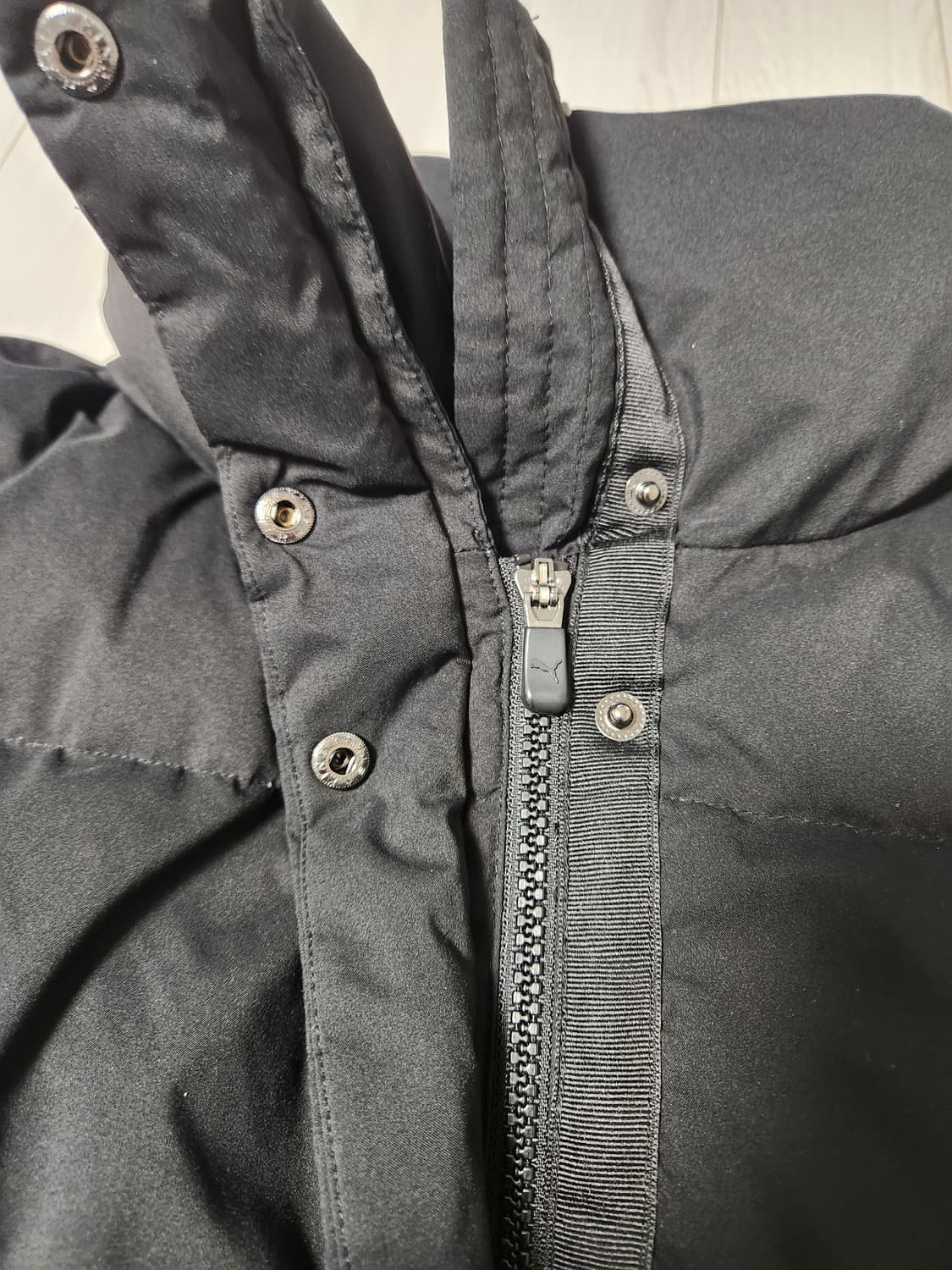 새상품급)푸마 다운 숏패딩 사이즈100(L) 상품이미지4