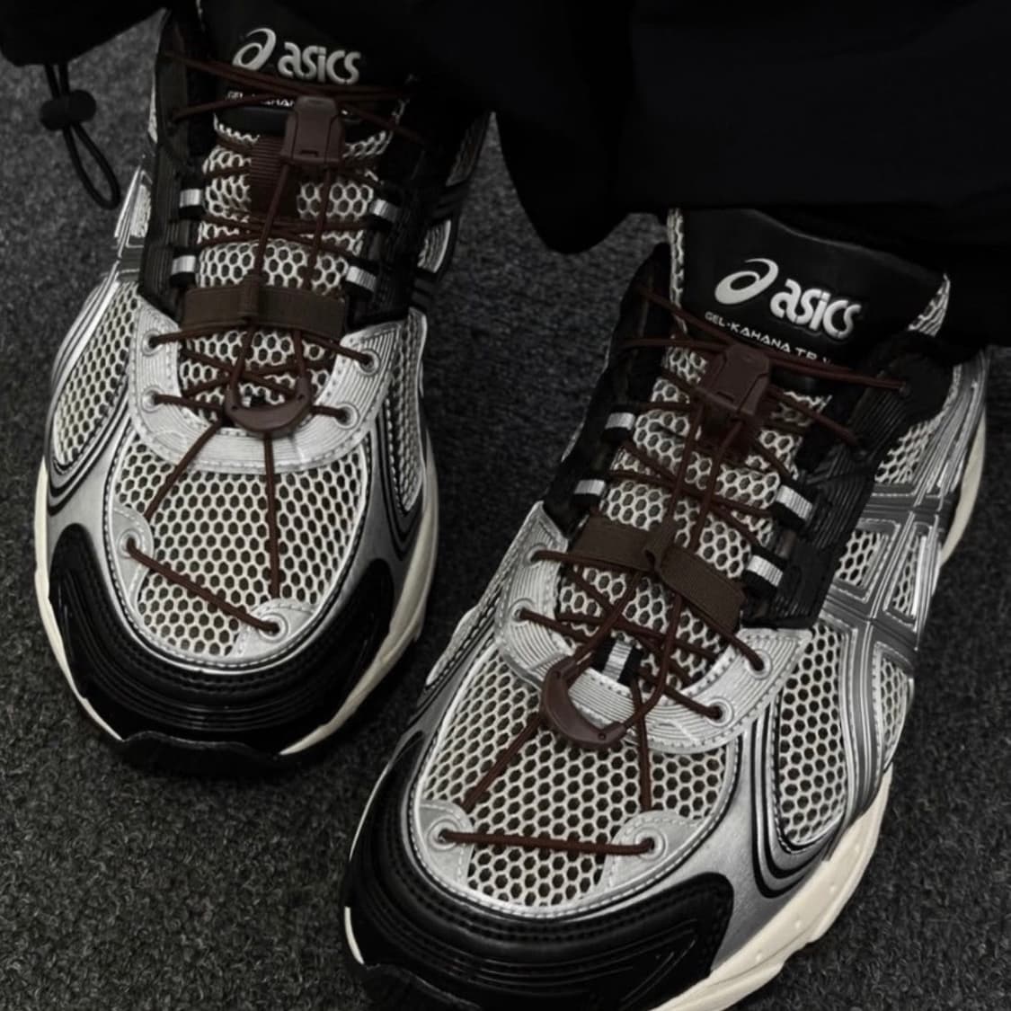 Asics Gel-Kahana TR V4 Silver black 상품이미지2