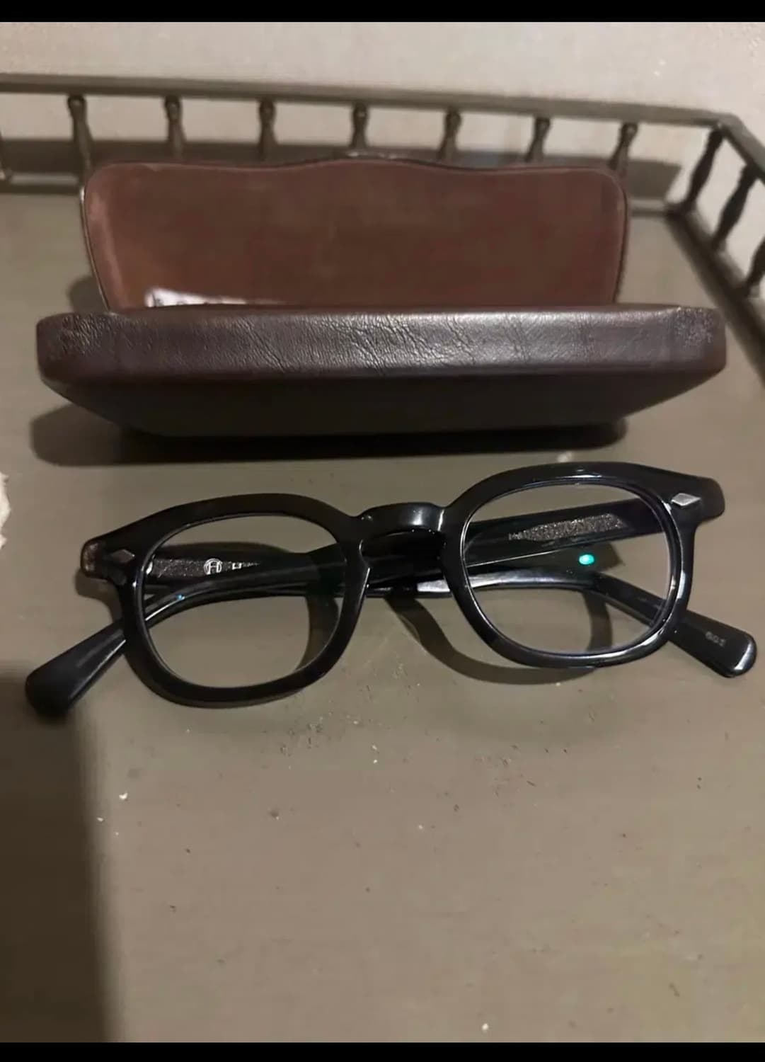 하만옵티컬 윌리엄 44사이즈 팝니다 상품이미지1