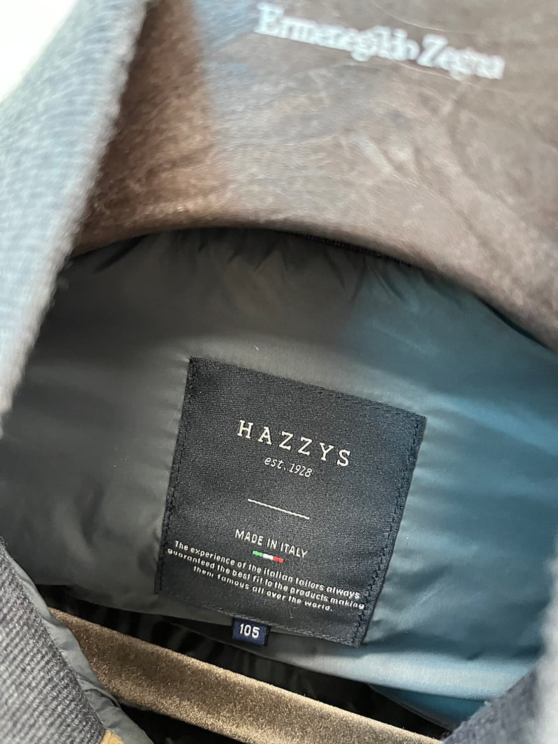 105) 헤지스 스웨이드 패딩블루종  상품이미지2