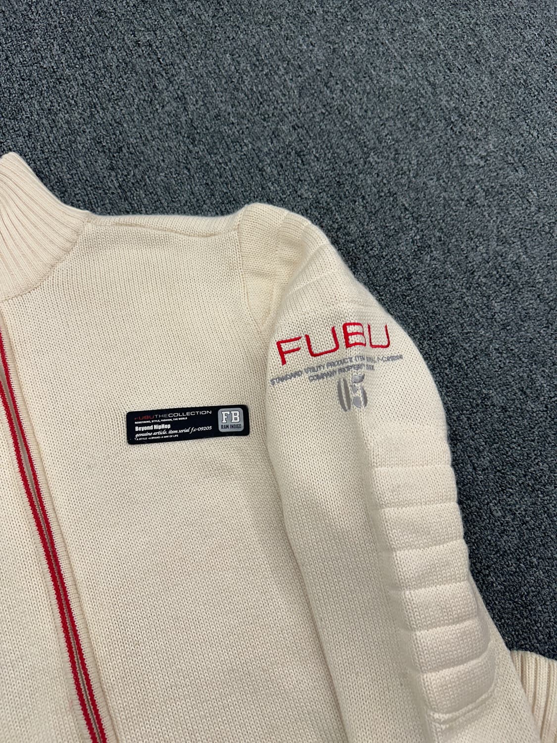 L) 후부 아이보리 니트 집업 스웨터 상품이미지4