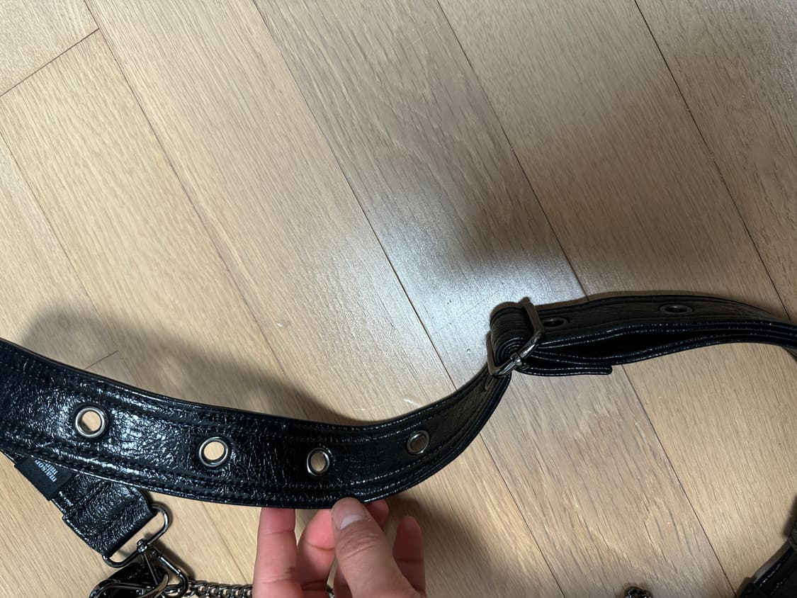 메종미네드 레더 크로스백 상품이미지9