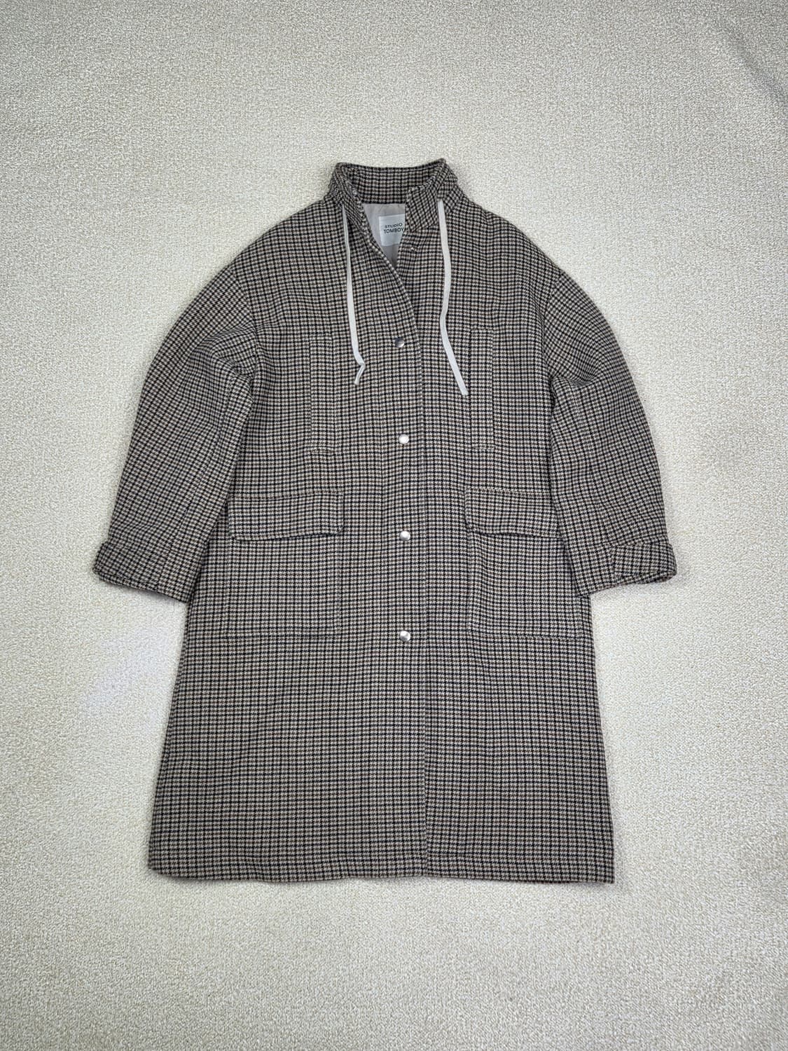 [스튜디오 톰보이] 하운드투스 체크 하이넥 점퍼 코트 | 00232 상품이미지1