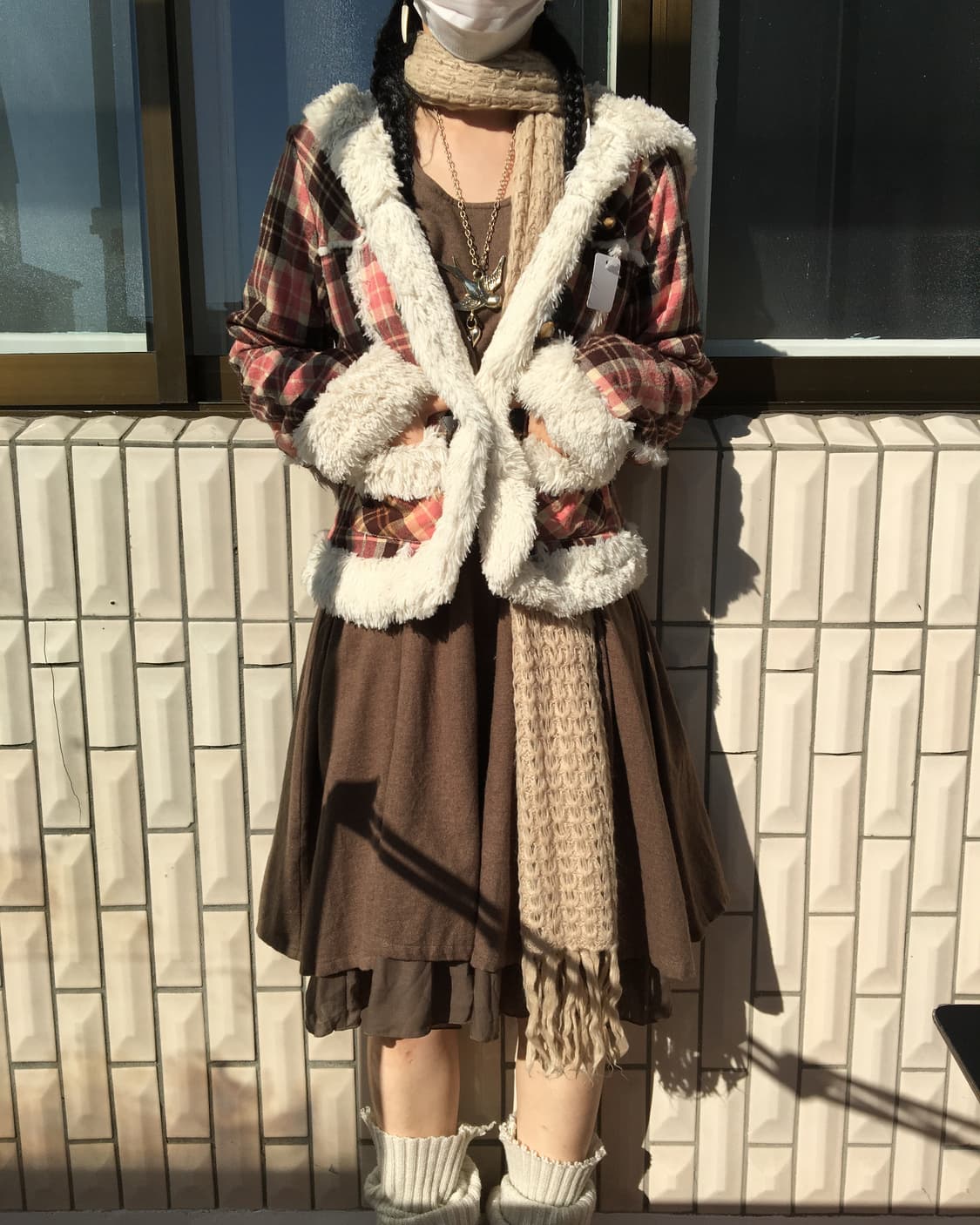 Fake fur duffle button check pattern jac 상품이미지7