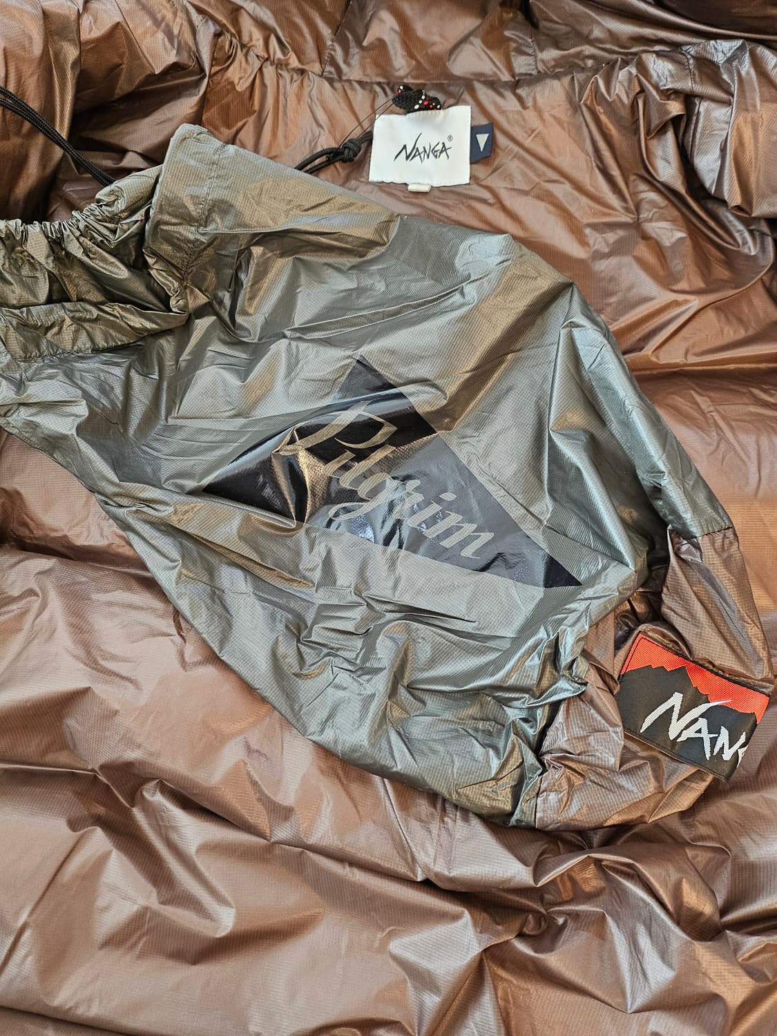 [M]난가 필그림 서프 서플라이 다운 올리브 새상품 상품이미지6