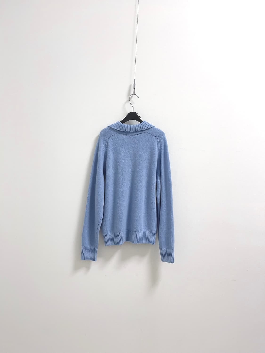 파르벵 울 캐시미어 버튼 카라라 니트 상품이미지9