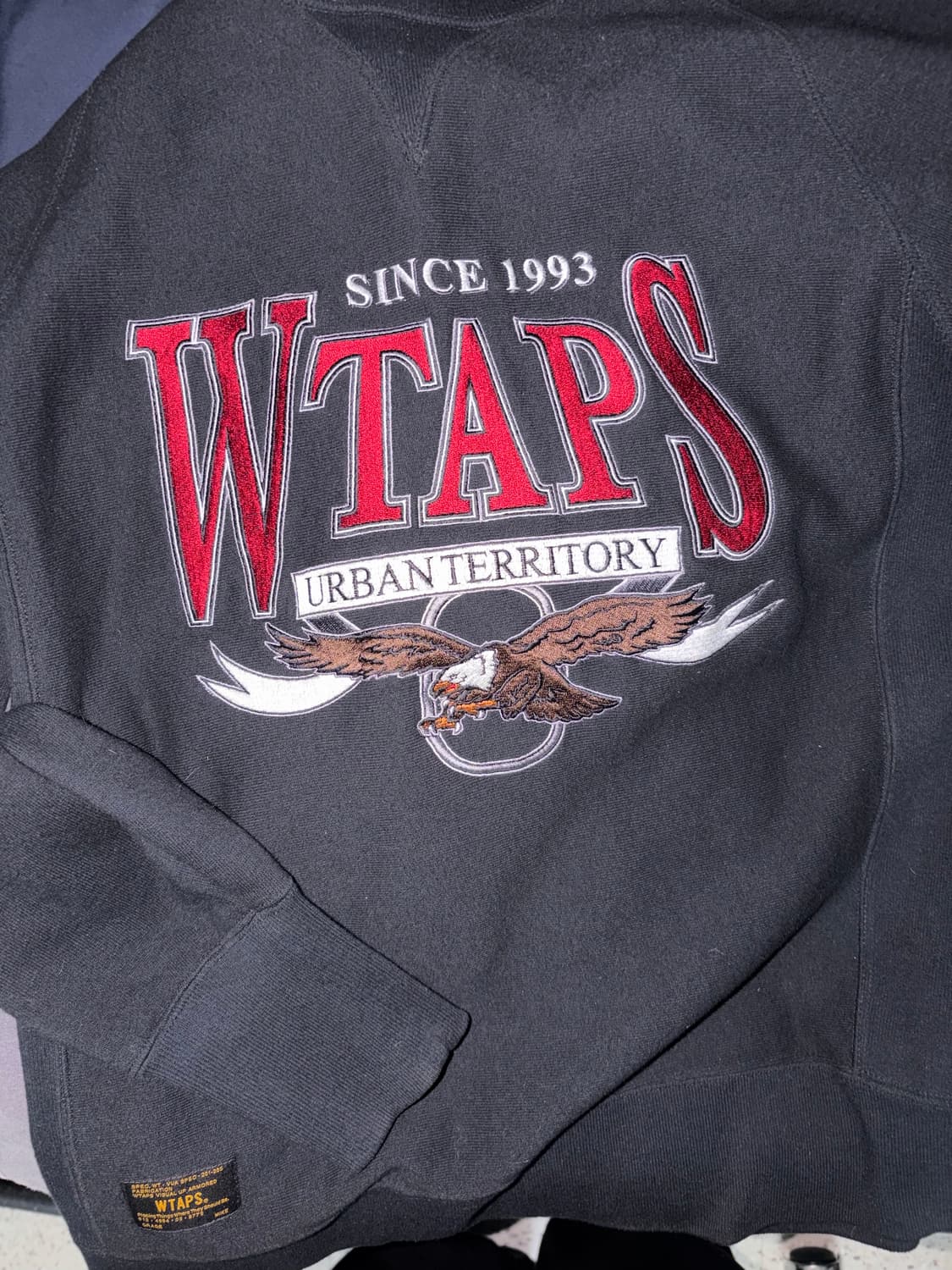 더블탭스 맨투맨 상품이미지1