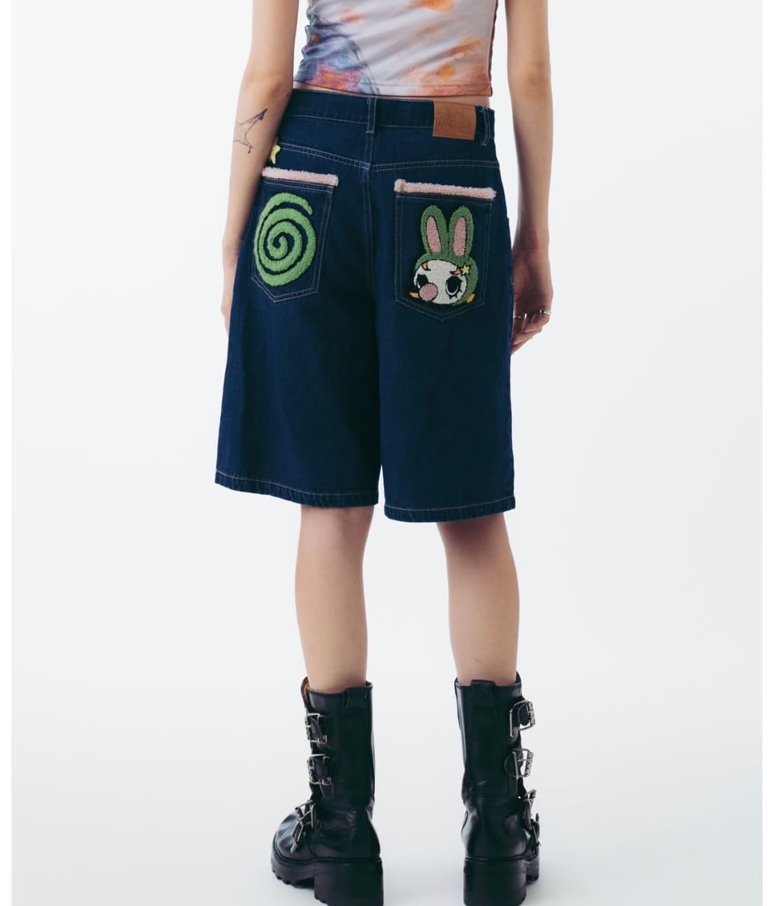 Oversized Girlfriend Jorts 패치 버뮤다 팬츠 상품이미지1