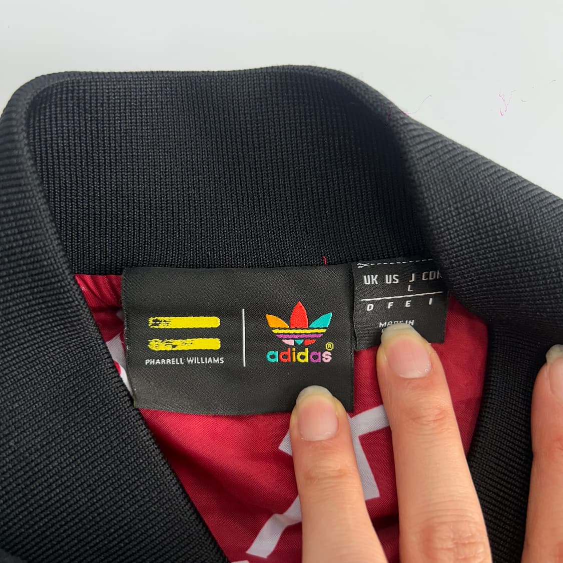 Adidas 파이어버드 로고 블랙 벨벳 집업  상품이미지6