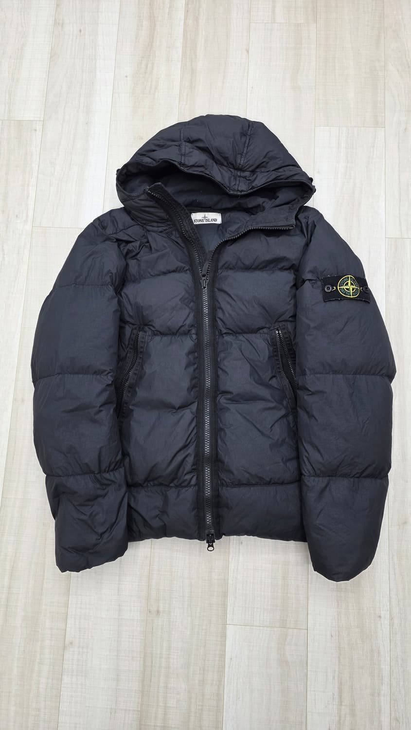 [새상품급]스톤아일랜드 크링클랩스 패딩 블랙 상품이미지1