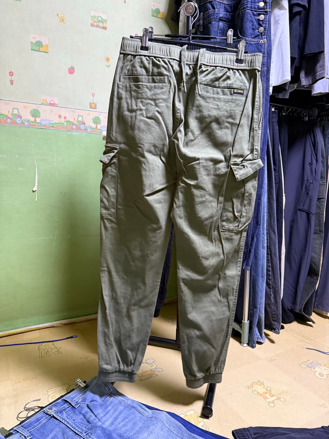 안녕하세여 지프 조거팬츠 30사이즈 2종 판매합니다. 상품이미지4