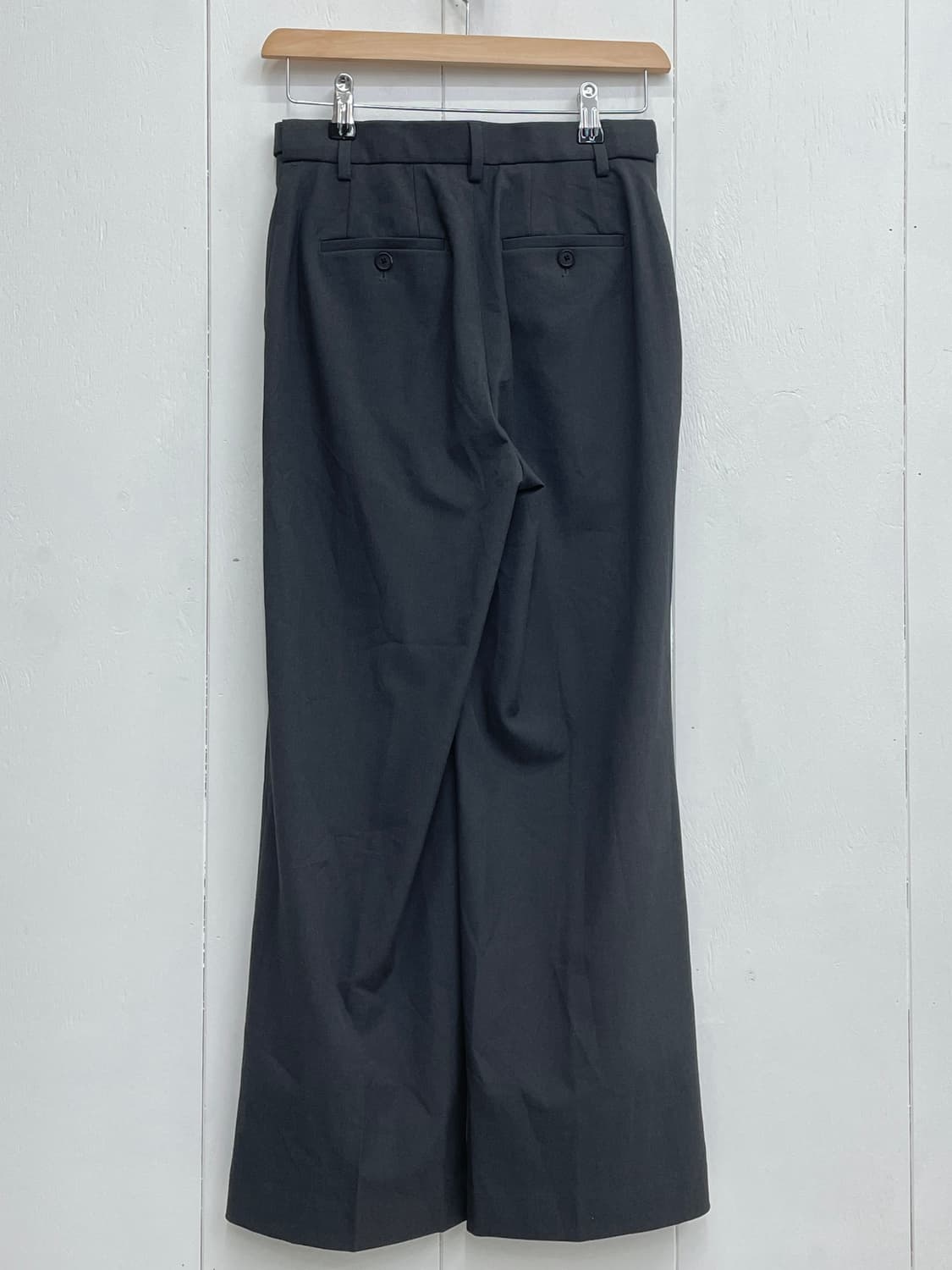 무신사 스탠다드 우먼즈 와이드 히든 밴딩 슬랙스 그레이 상품이미지9