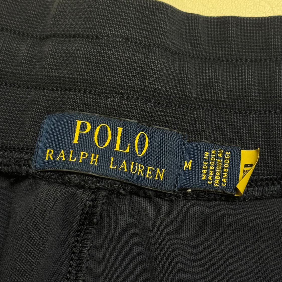 polo 폴로랄프로렌 네이비 남성 반바지 m사이즈  네이비에 화이트,레드 상품이미지6