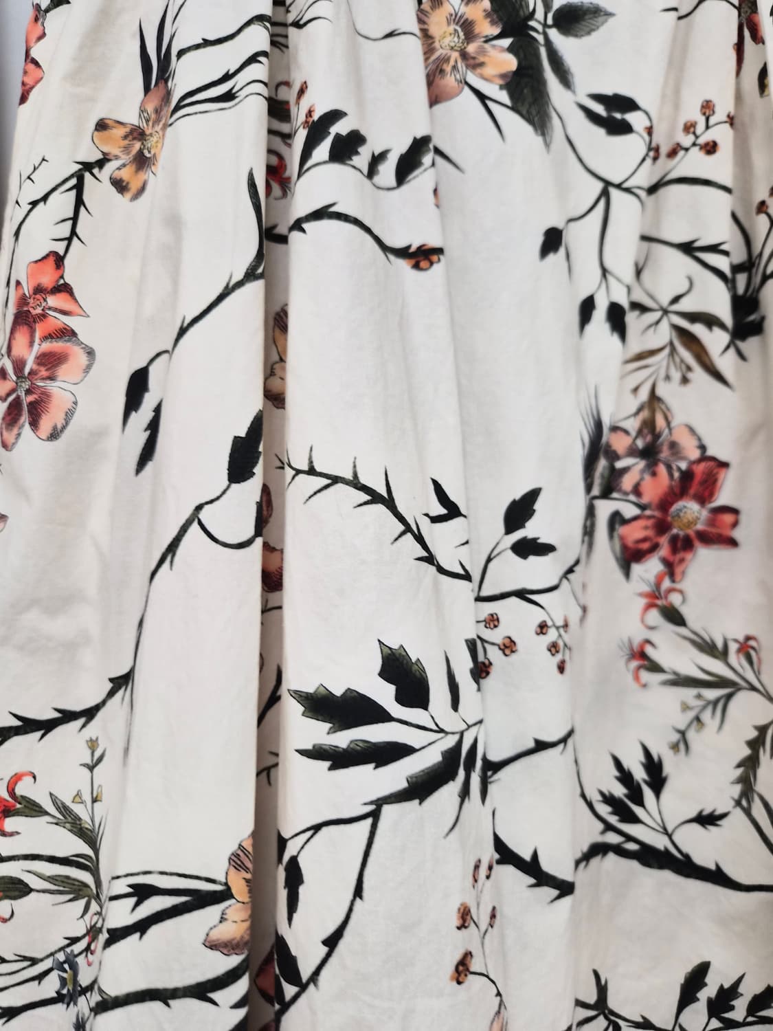 시스템 린넨니트. 레터링 플라워 스커트 상품이미지10