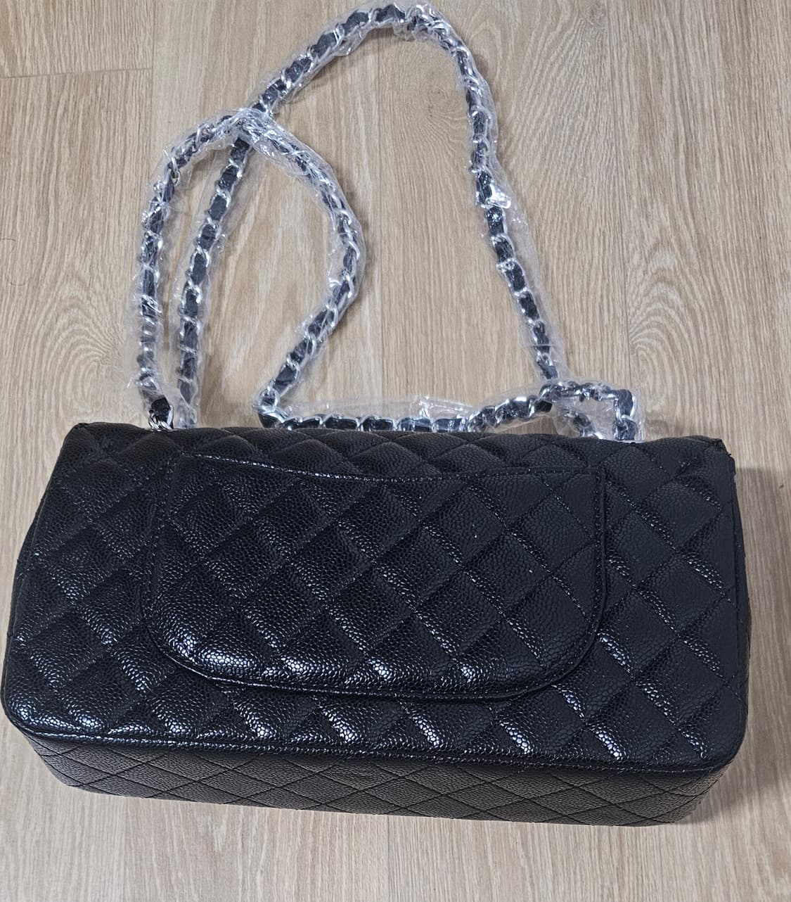 샤넬클래식스몰플랩백 은장 상품이미지2