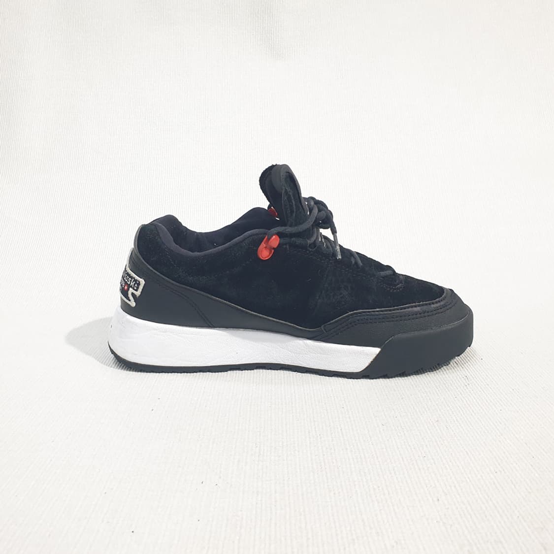 데상트 스위스 스키팀 40주년 운동화 225 상품이미지5