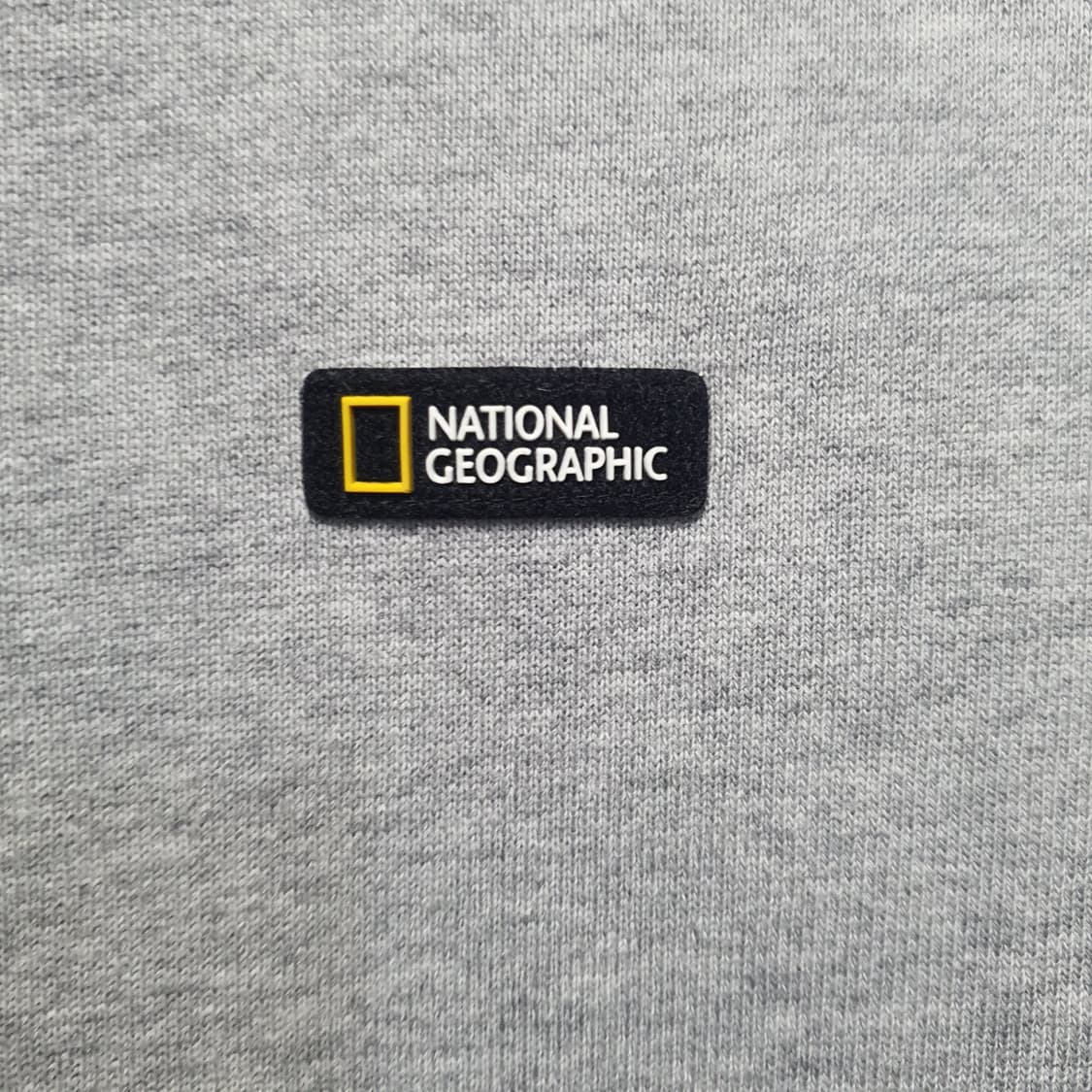내셔널지오그래픽 기모 와펜 맨투맨 티셔츠 회색  상품이미지4