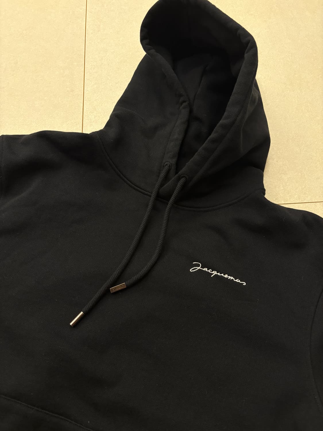 자크뮈스 로고 후드티 상품이미지2