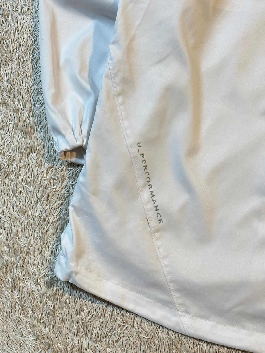 엄브로 UMBRO 올드스쿨 스몰로고 바람막이 자켓 화이트 상품이미지4