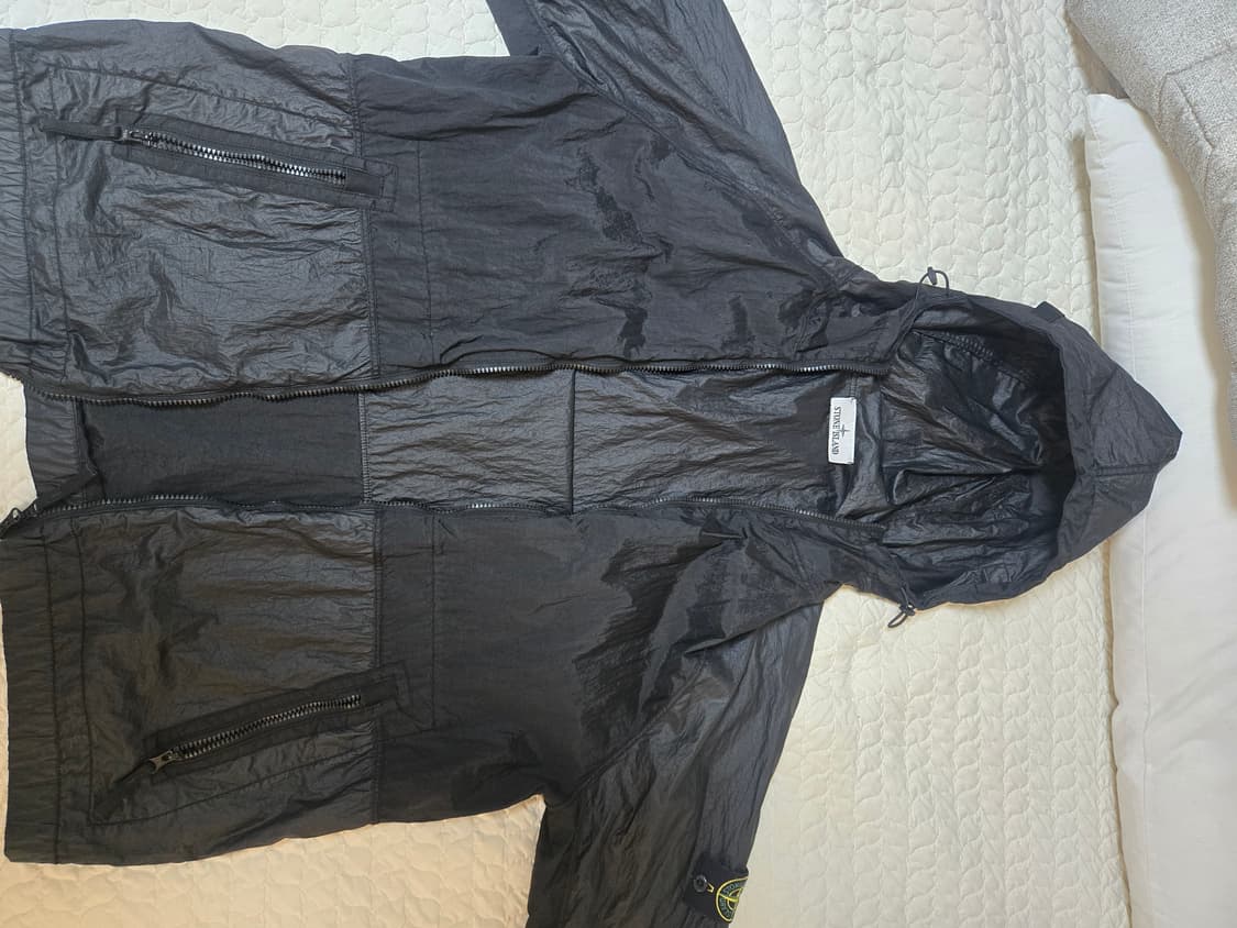 스톤아일랜드 나일론 메탈 와트로 후드 자켓 블랙 상품이미지3