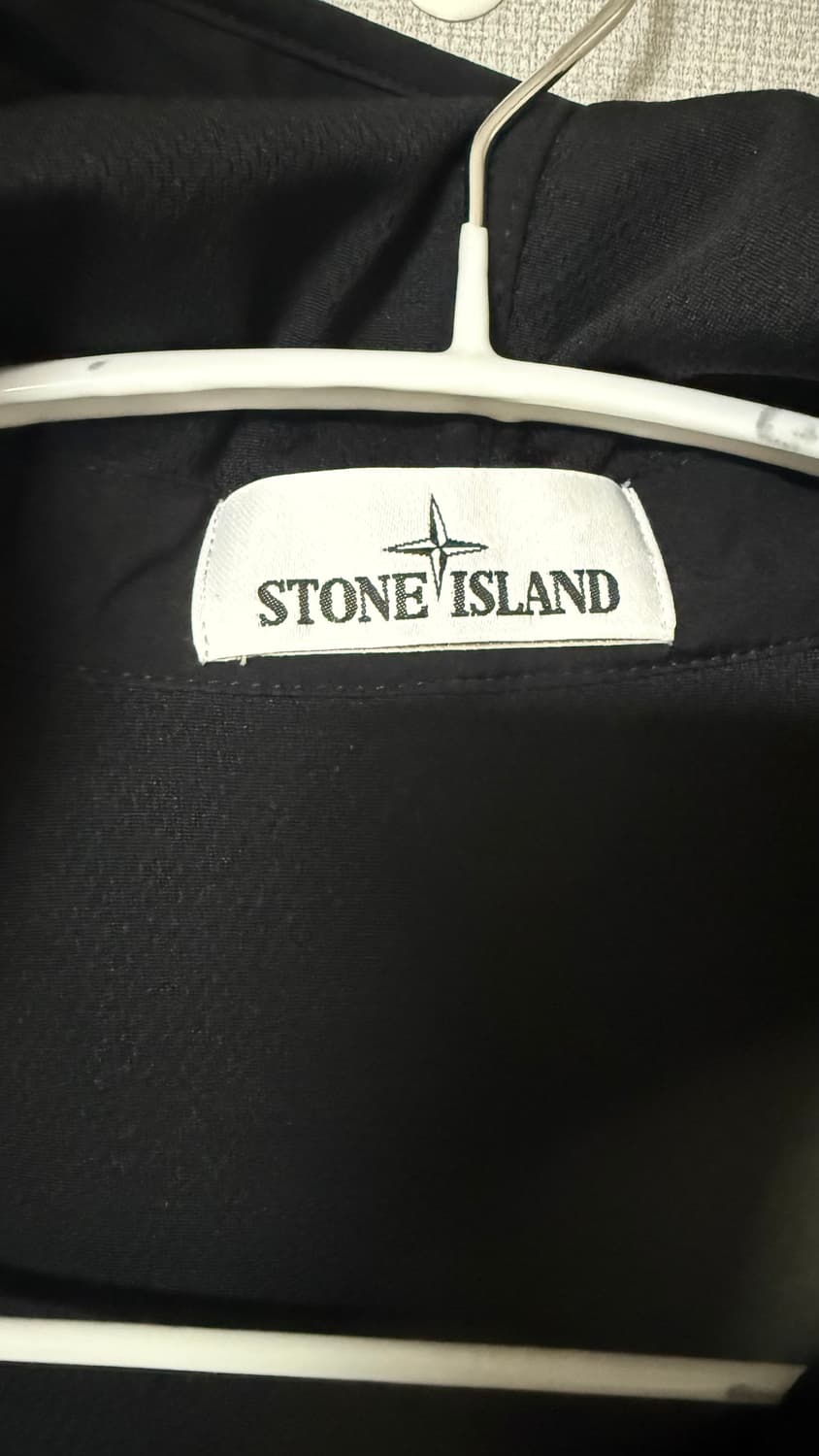 스톤아일랜드 소프트쉘 L 상품이미지3