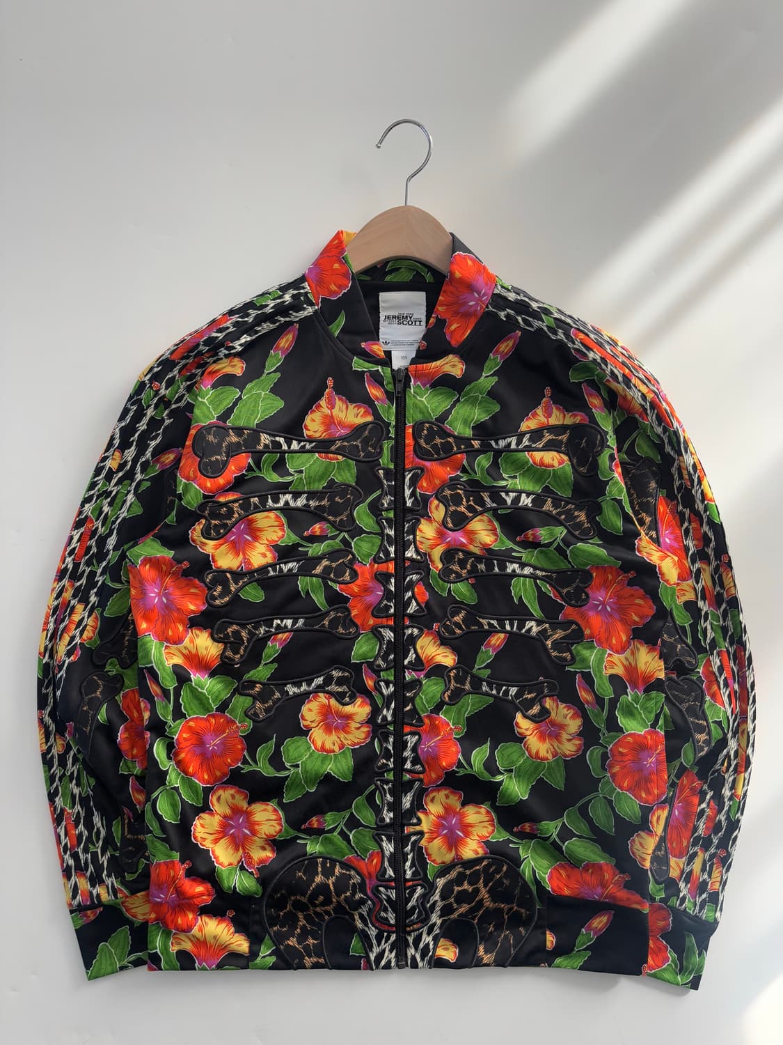 Adidas x Jeremy Scott 아디다스x제레미스캇 플라워 트랙탑 상품이미지2