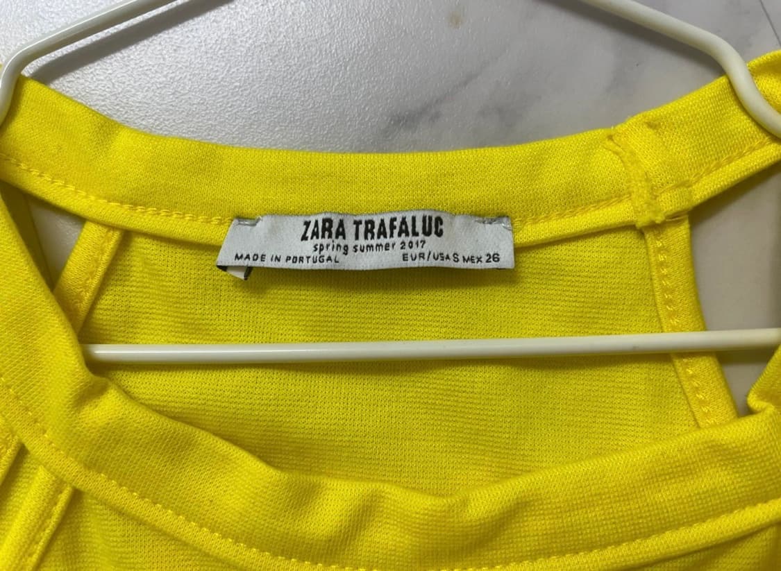 Zara 홀터넥 크롭 상품이미지2