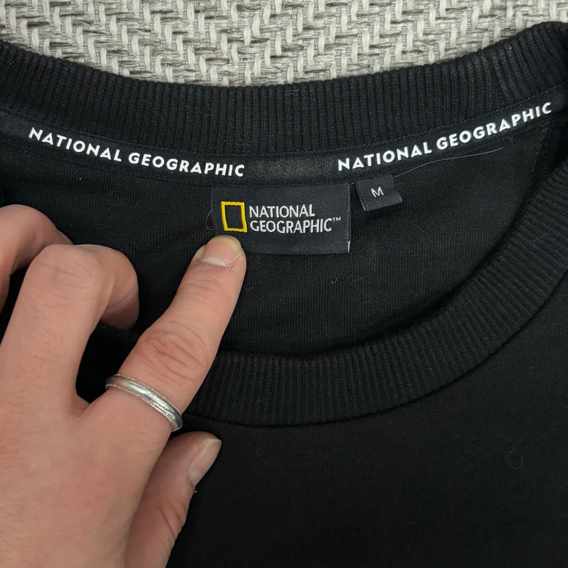 내셔널지오그래픽 그래픽 맨투맨 v1060 상품이미지6