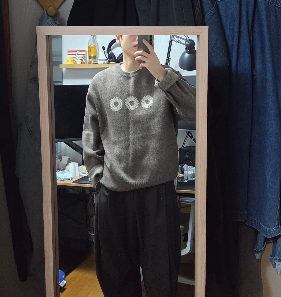 999휴머니티 램스울 시그니처 로고 크루넥 니트 L사이즈 상품이미지5