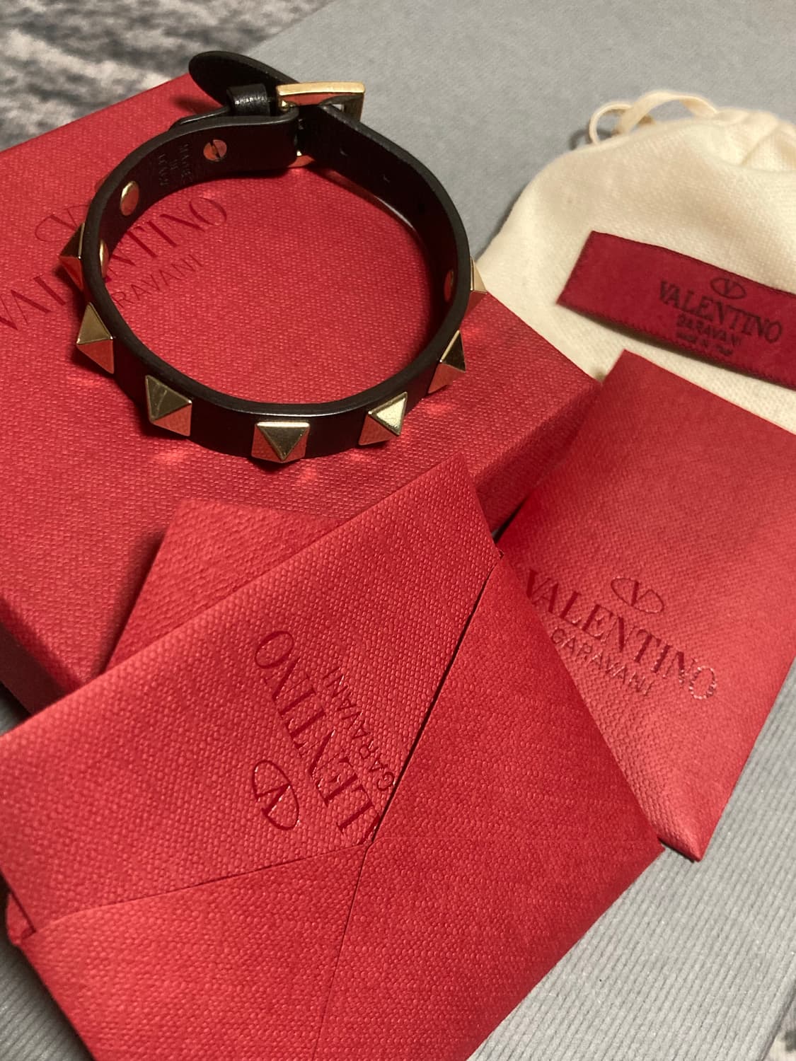 발렌티노 스터드 팔찌 상품이미지2