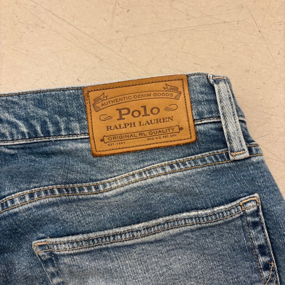 폴로 랄프로렌 디스트로이드 워싱 데님 팬츠 상품이미지2