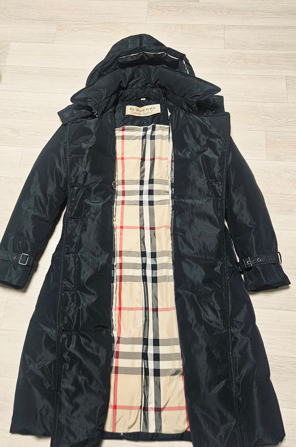 버버리 다운 패딩코트  통55~66 (L) 상품이미지3