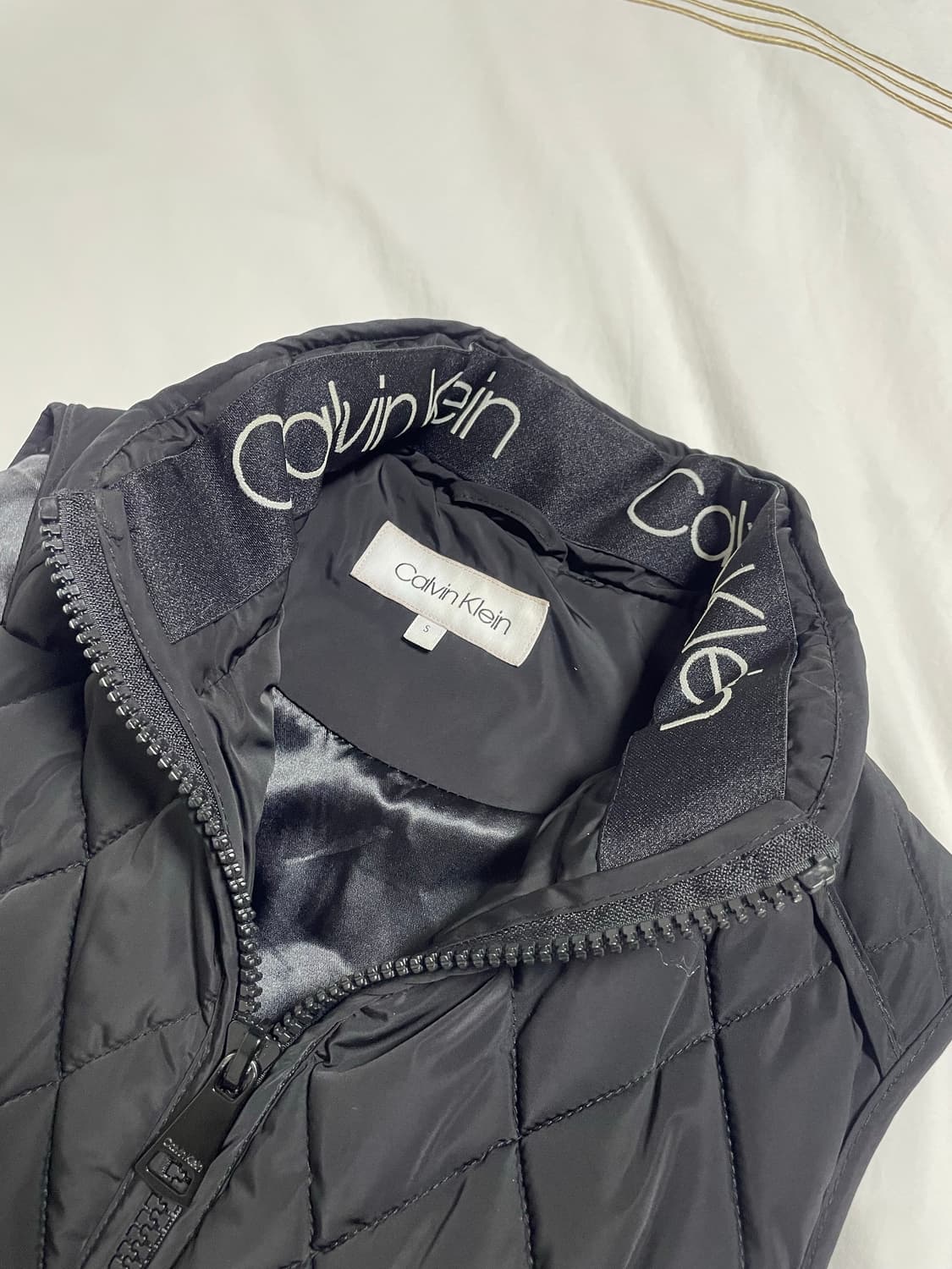 캘빈클라인 패딩 베스트 상품이미지3