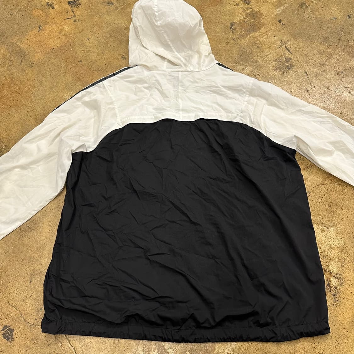 [ 정품/2XL,110 ] 엄브로 바람막이 자켓 b15 상품이미지4