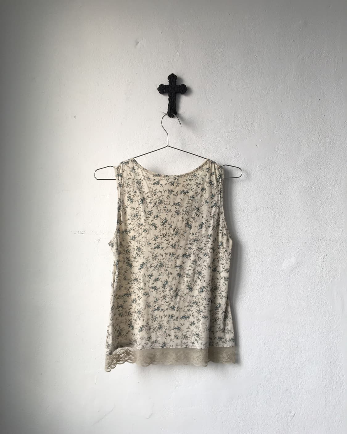 Lace point sleeveless 상품이미지4