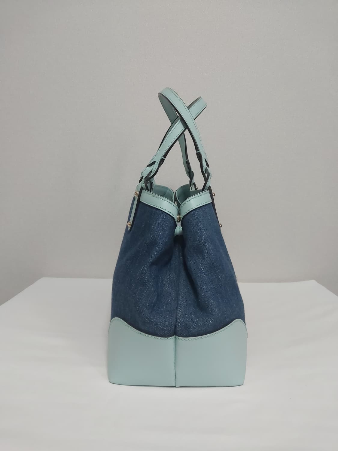 구찌 블루 데님 민트 레더 크래프트 토트백 (정품) 상품이미지3