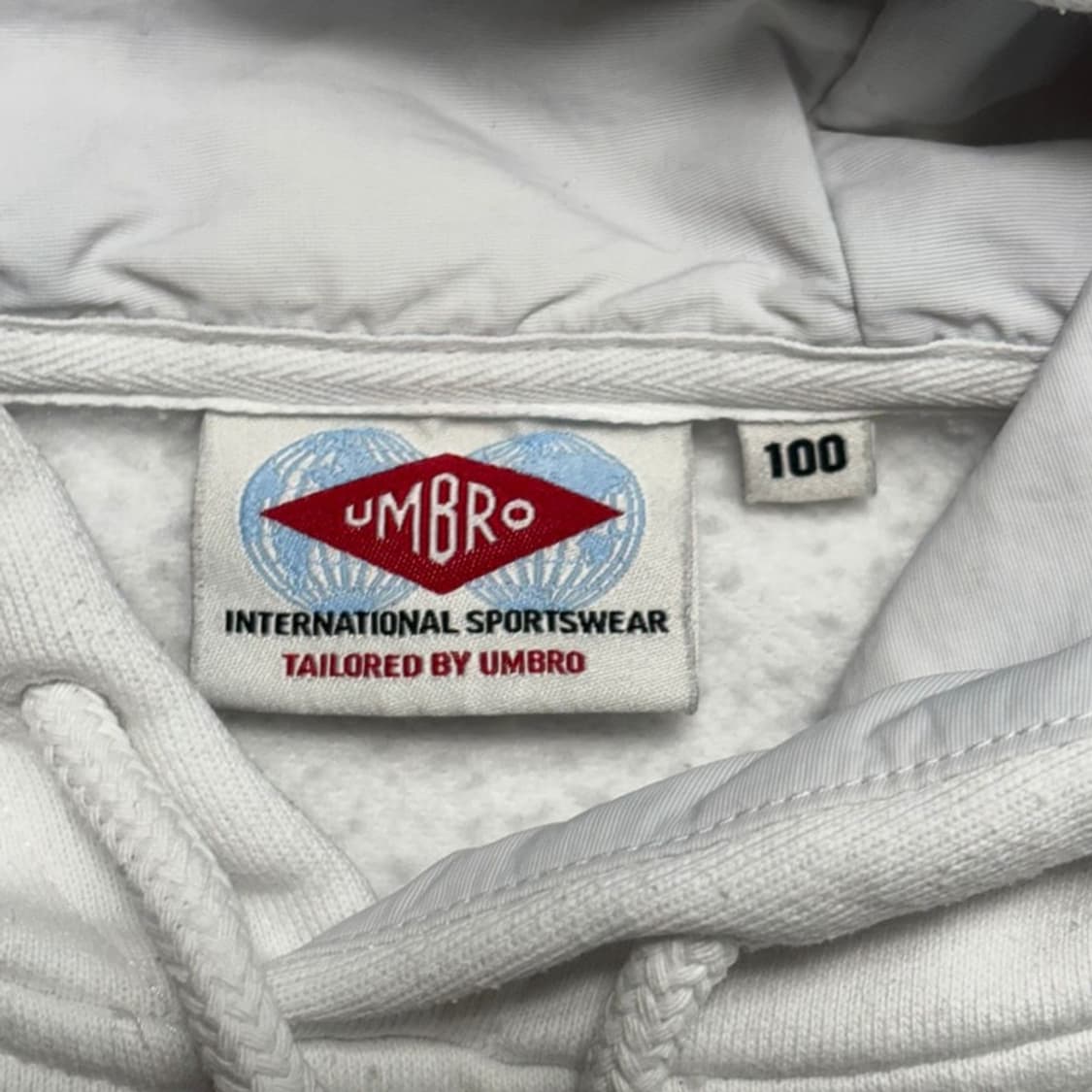 UMBRO 하이브리드 후드티 화이트 100 상품이미지5