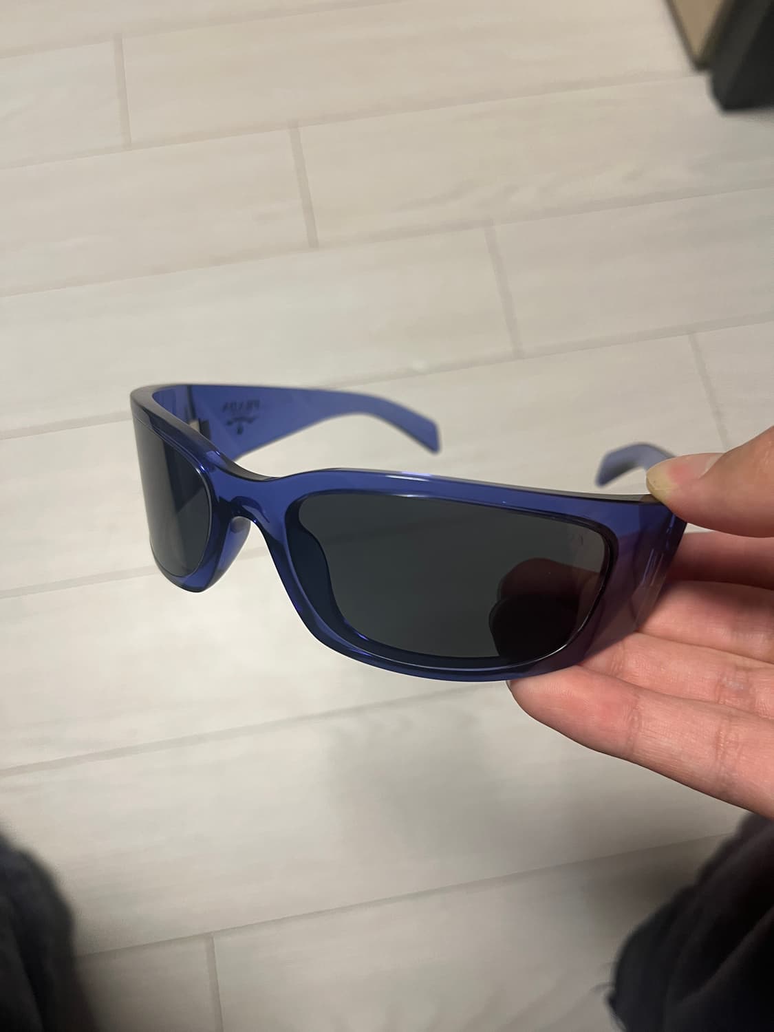 칸예 프라다 선글라스 PR A19s 상품이미지1